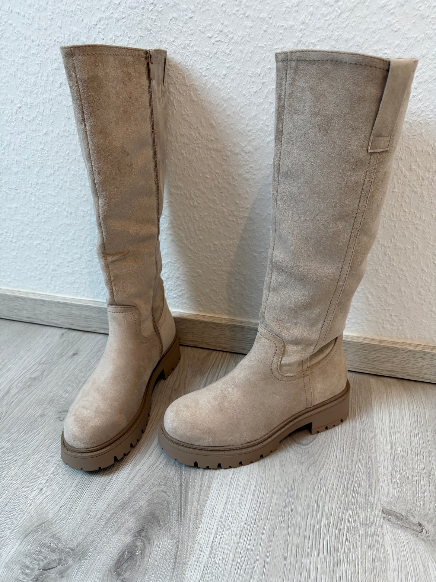Wildlederimitatstiefel beige