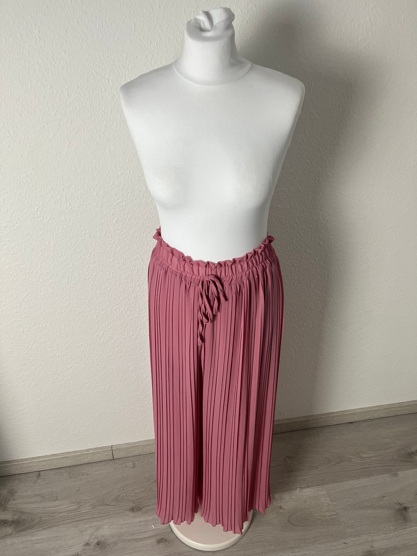 PLISSEEHOSE - VERSCH. FARBEN