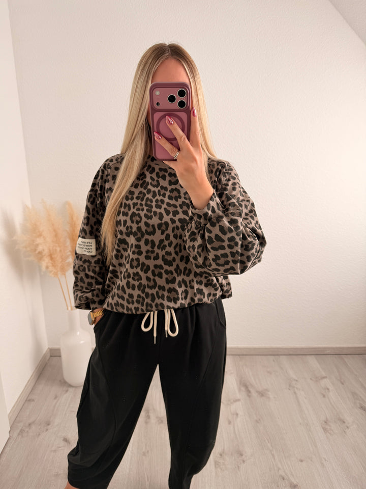 LEO SWEATER