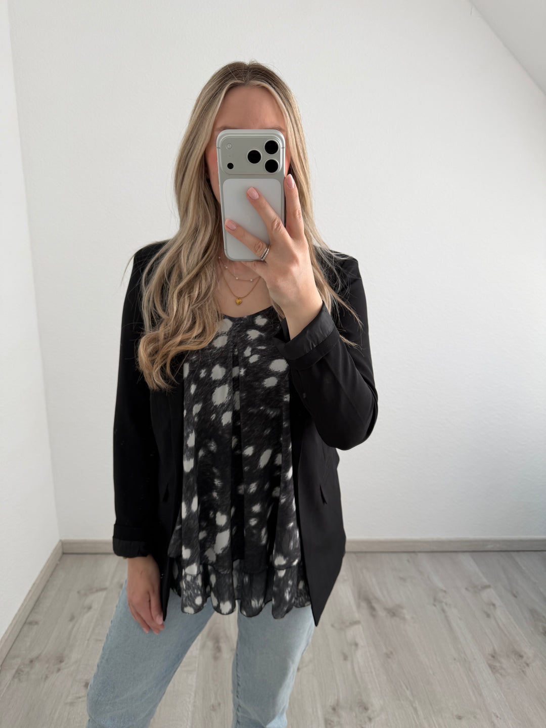PÜNKTCHENTOP (VERSCH. FARBEN)