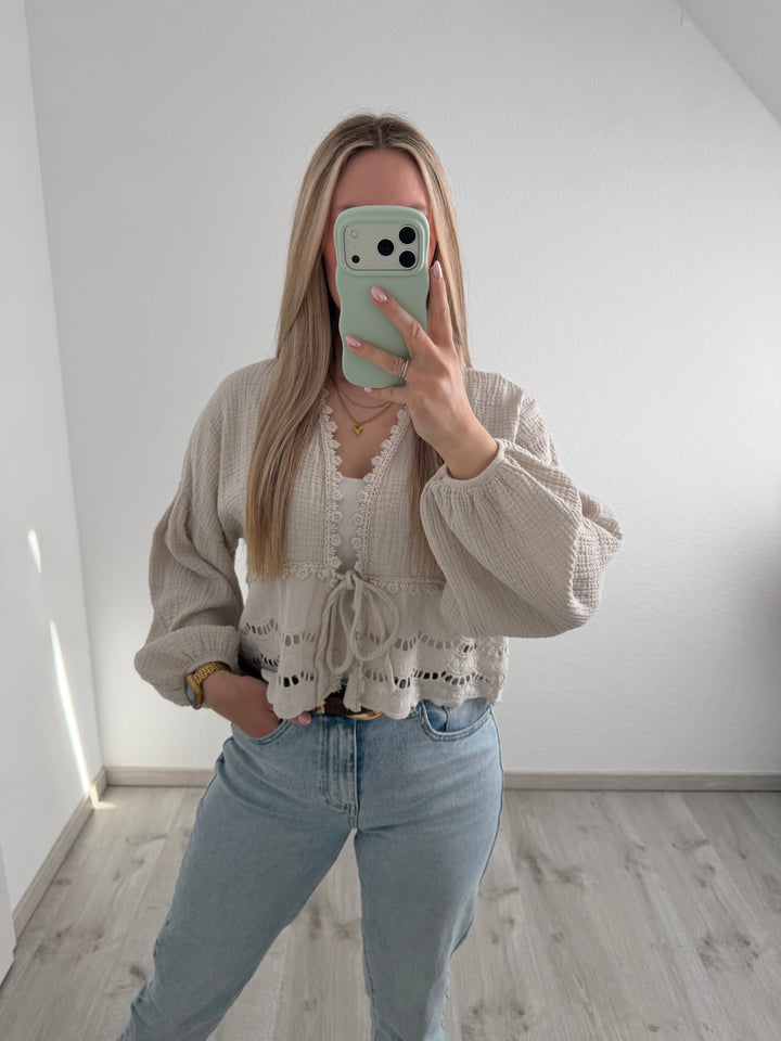 MUSSELINSPITZENBLUSE
