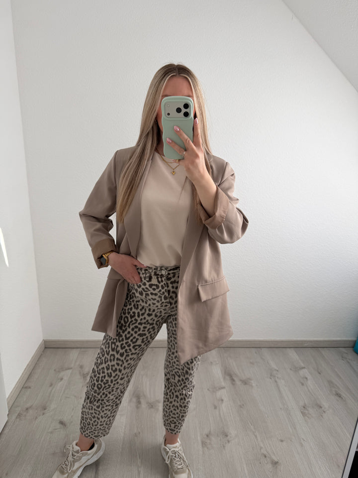 LEO MOM JEANS