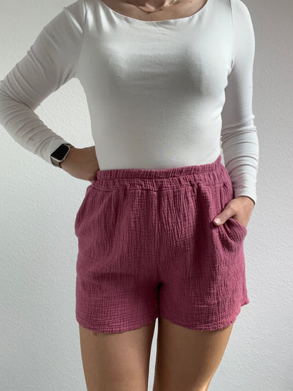 MUSSELINSHORTS VERSCH. FARBEN
