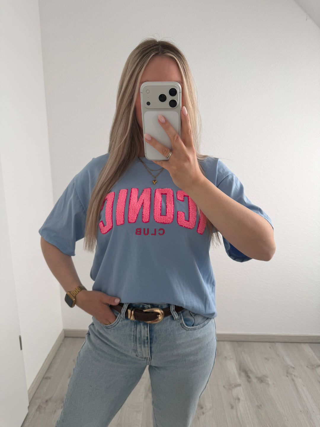 TSHIRT „ICONIC“