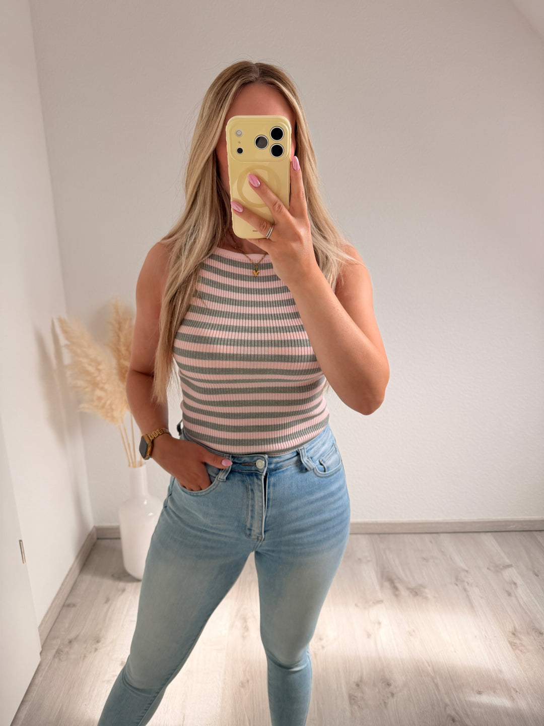 TOP MILENA