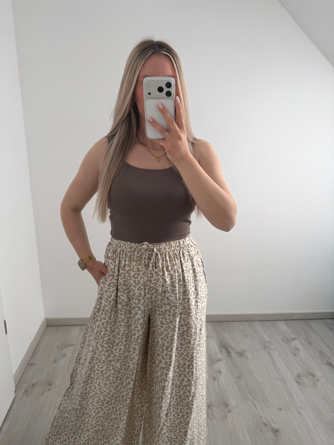SILKY HOSE MIT LEOPRINT 2.0