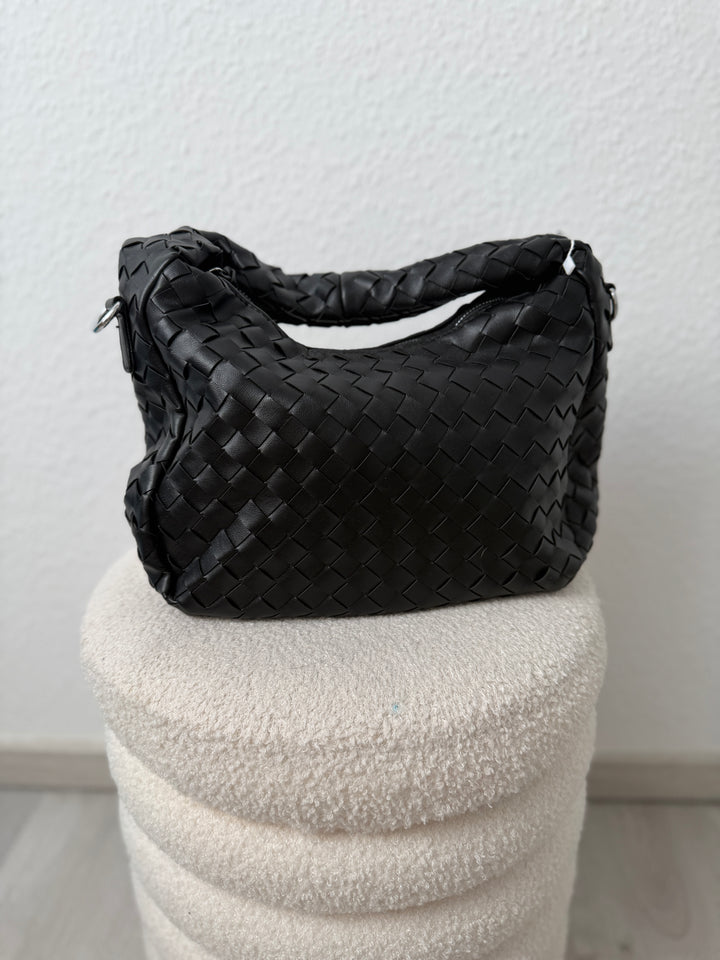 GEFLOCHTENE TASCHE