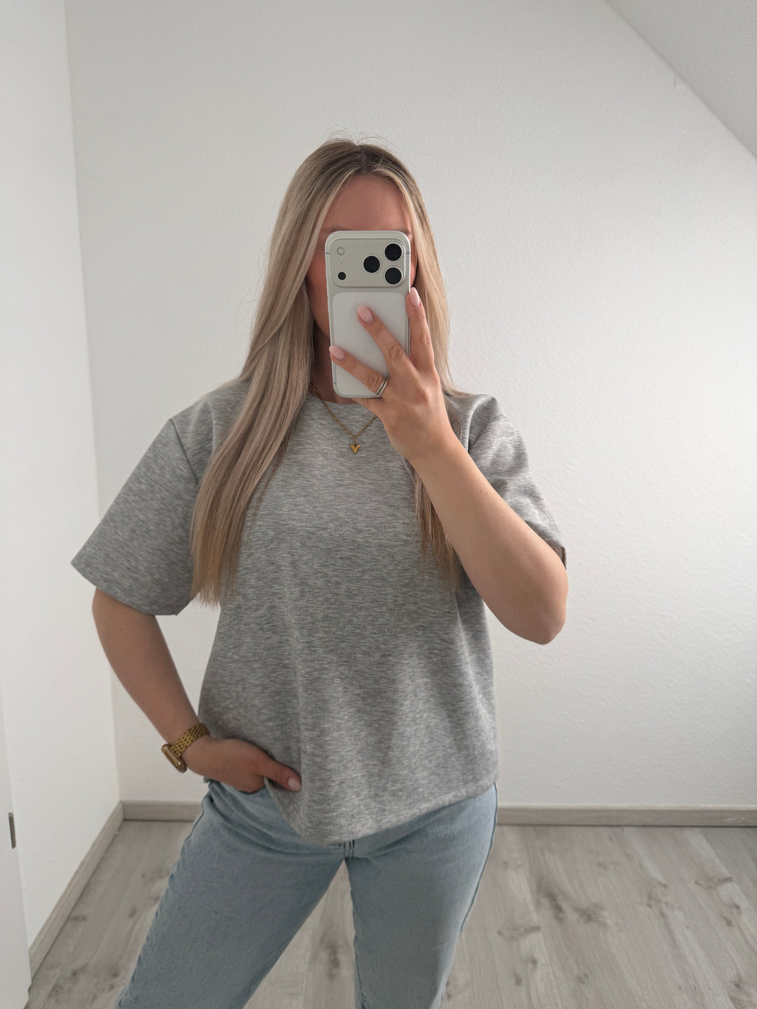 WEICHES TSHIRT