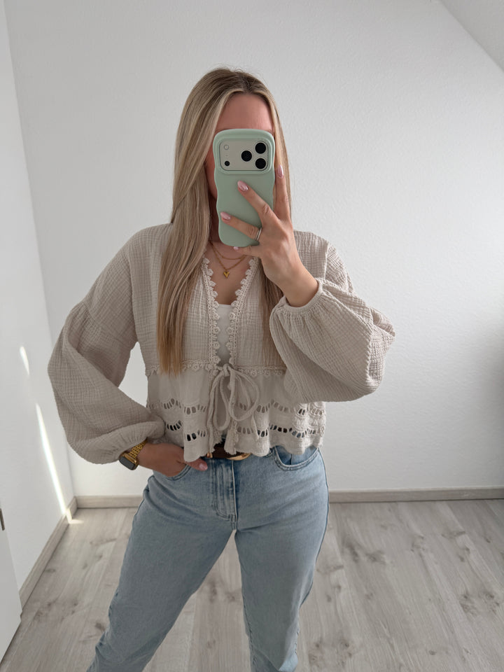 MUSSELINSPITZENBLUSE