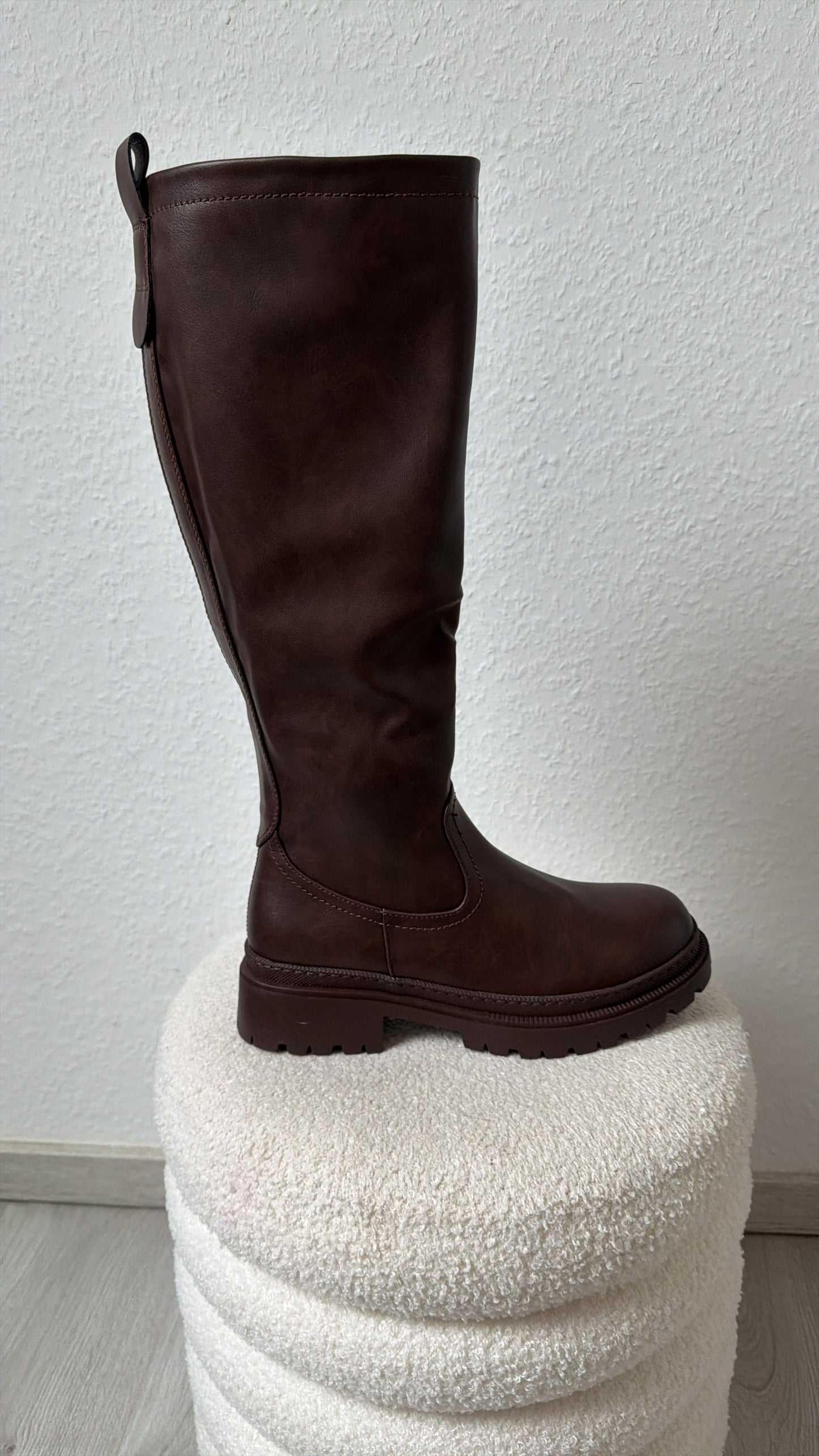 Lederimitatstiefel in braun