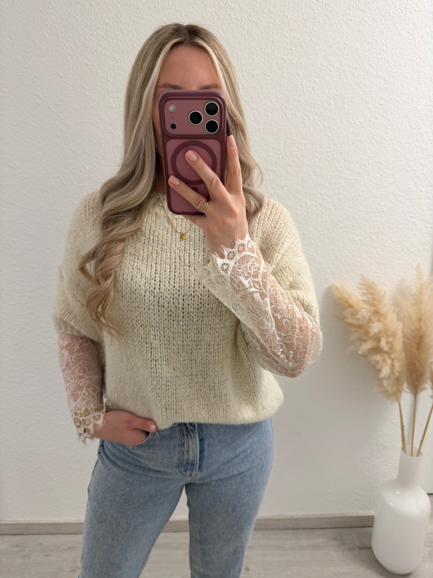 Kurzarmpullover mit Spitze (versch. Farben)