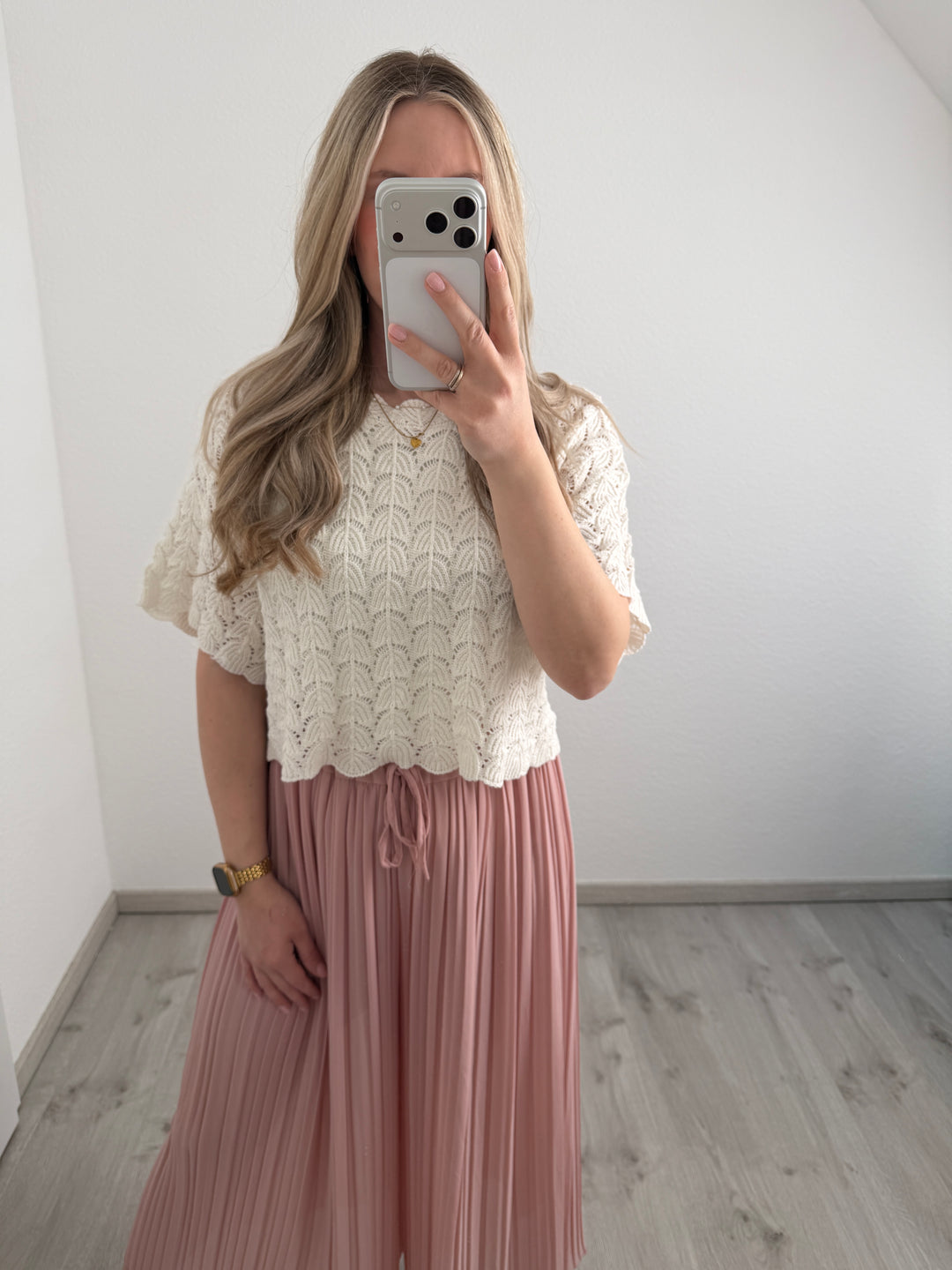 PLISSEEHOSE (VERSCH. FARBEN)