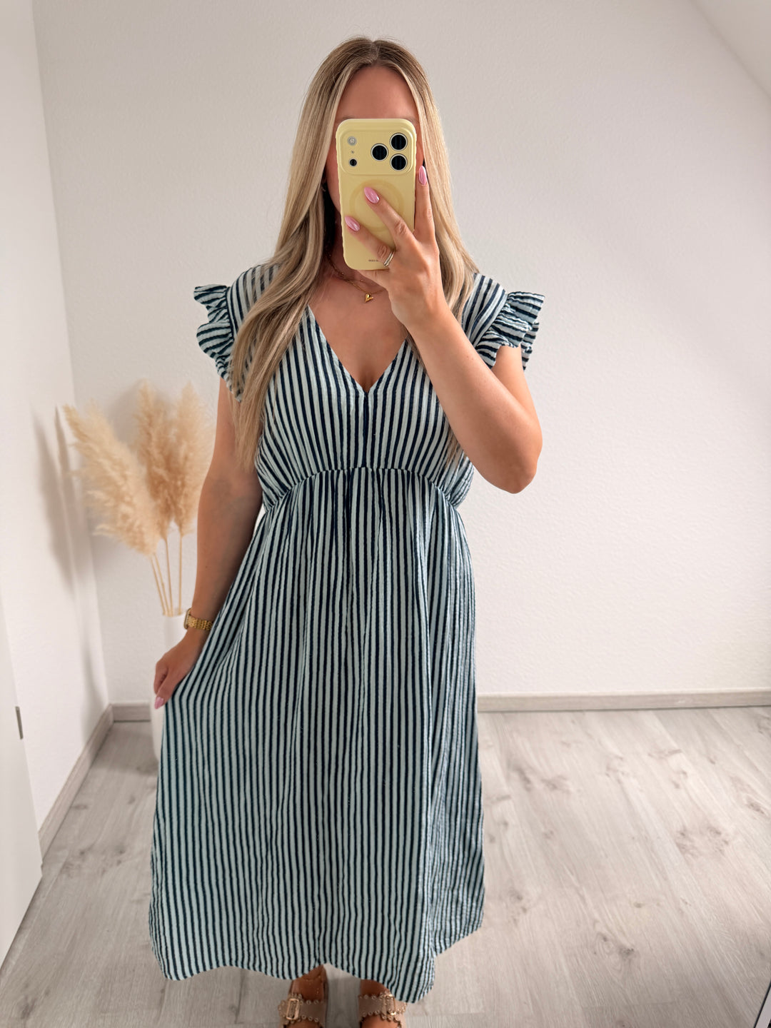 STREIFEN MUSSELINMAXIKLEID