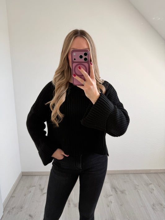 Kurzer Schlitzpullover (versch. Farben)