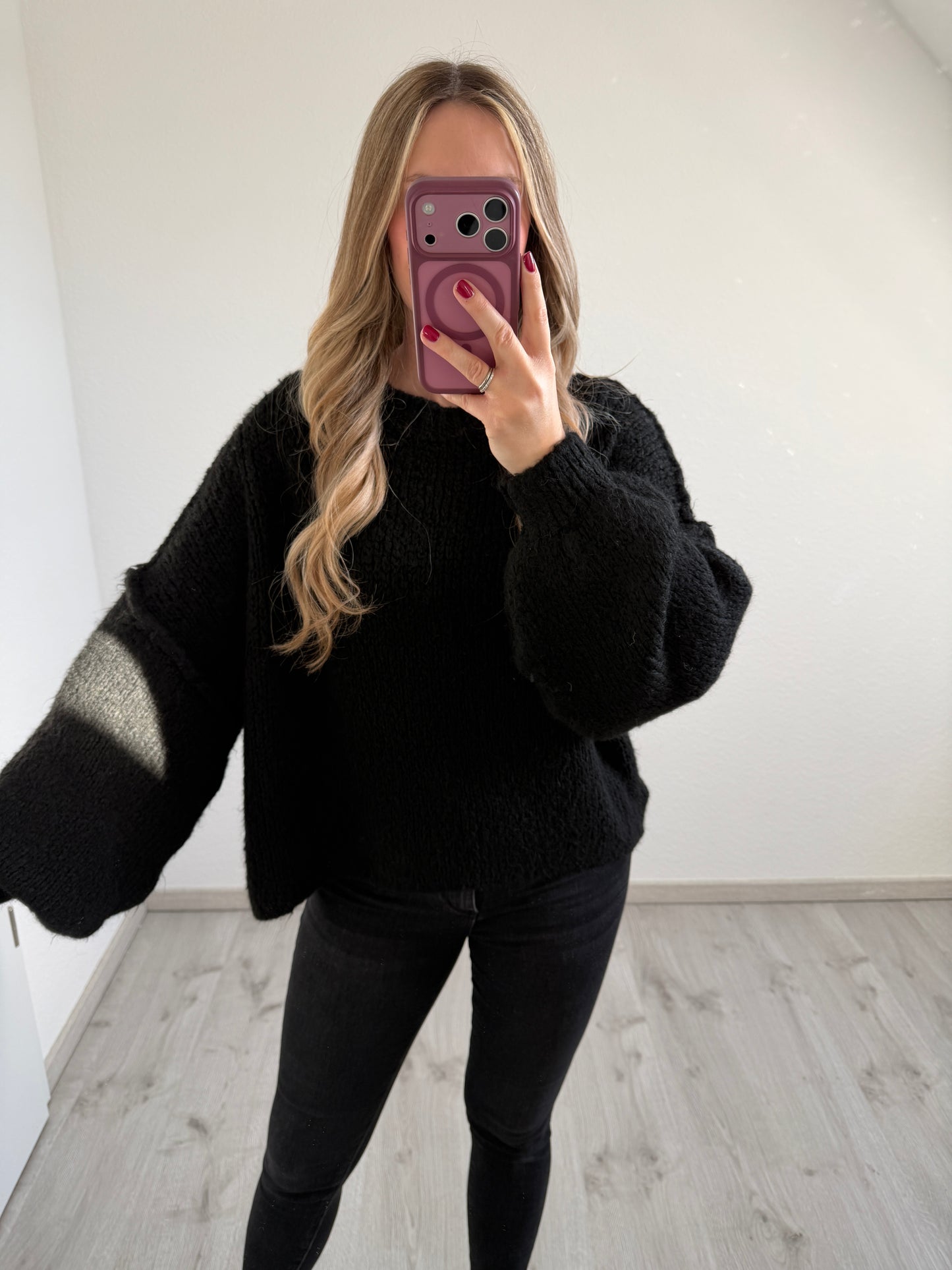 Kurzer Pullover Mara (versch. Farben)