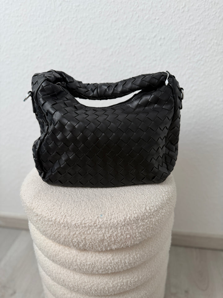 GEFLOCHTENE TASCHE