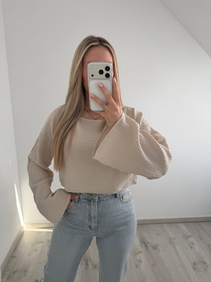 MUSSELINSHIRT MIT TROMPETENÄRMELN