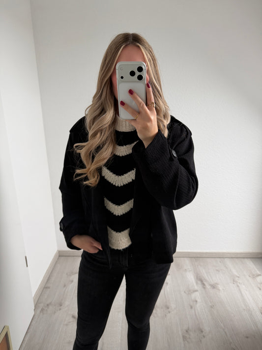 Kurze Cordjacke