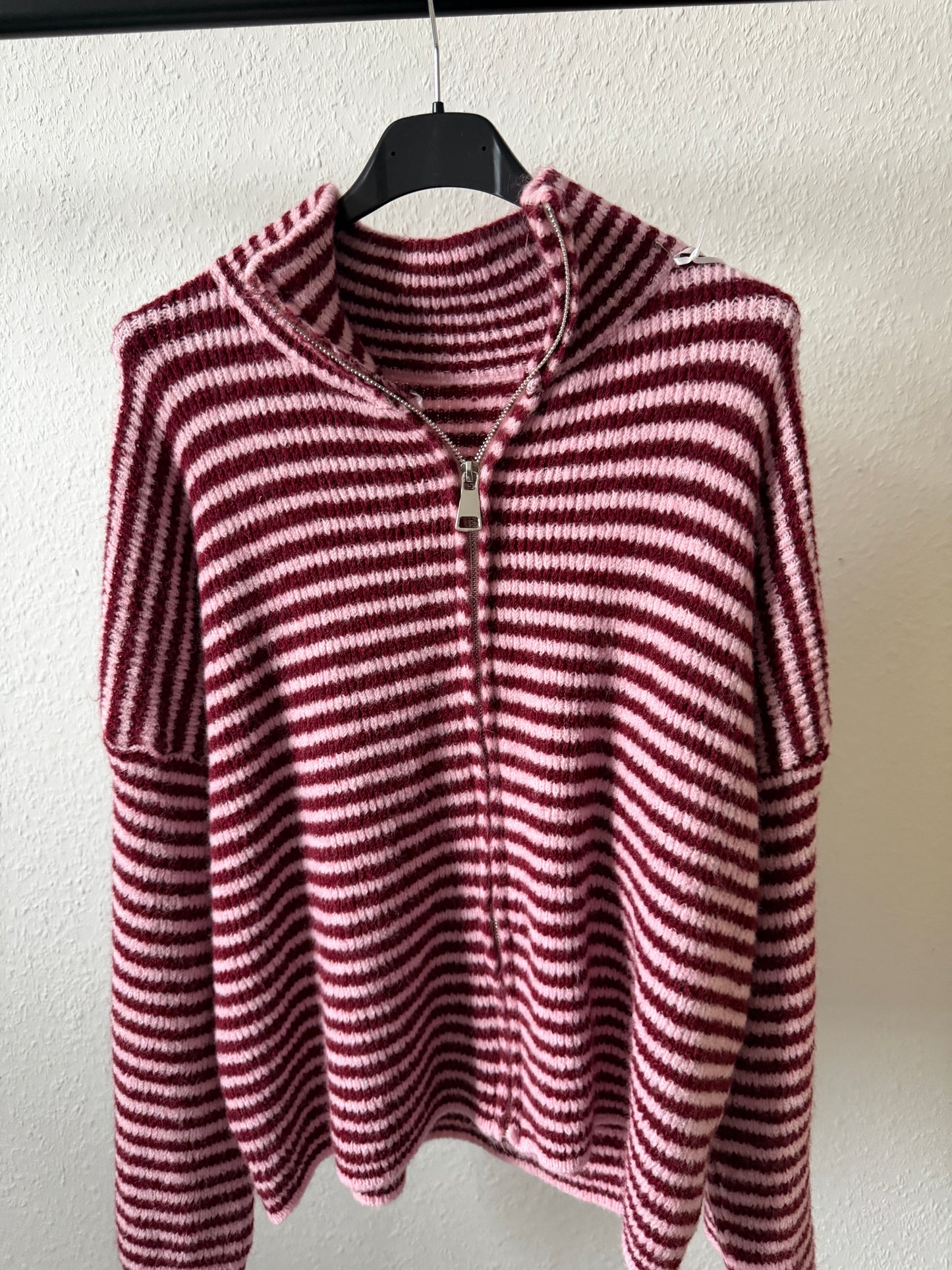 Gestreifte Zipperjacke